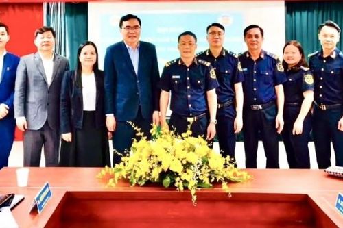 Hải quan Việt Nam - Campuchia tăng cường hợp tác kiểm tra sau thông quan