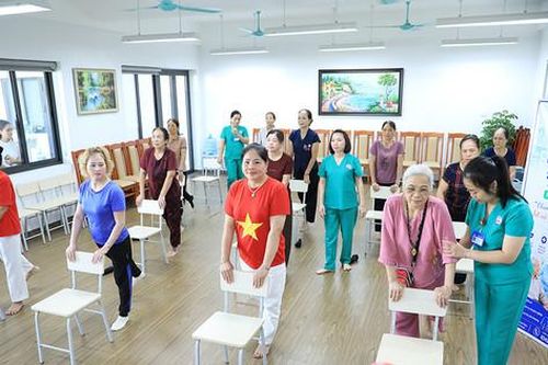 Sống vui, khỏe tại 'ngôi nhà' của người cao tuổi