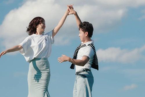 Hoàng Hà Cương gây bất ngờ khi hát lại 'hit' của Nguyên Hà