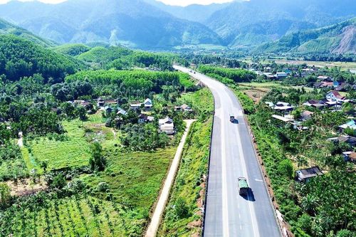 Tạm dừng khai thác toàn tuyến cao tốc Cam Lộ - La Sơn vào ban đêm từ ngày 10/7