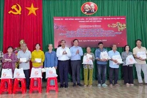 Vĩnh Long tăng tốc chương trình xây dựng 300 căn nhà an sinh cho người dân