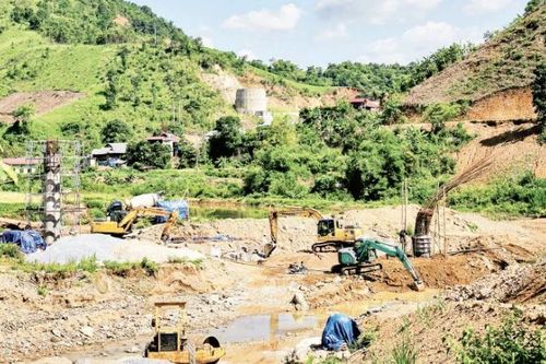 Những dự án chậm tiến độ