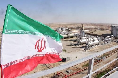 Mỹ dỡ lệnh trừng phạt, Iran vẫn khó giải phóng dầu tồn kho