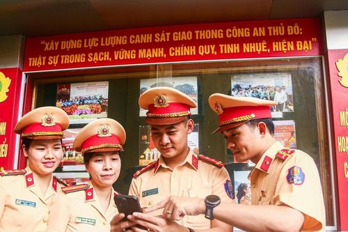 Hơn 1.300 CSGT Thủ đô vào 'Phòng thi' đặc biệt trên không gian số