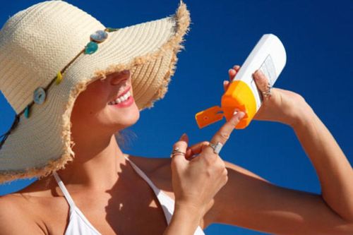 Chọn kem chống nắng không khó nếu nắm rõ những tiêu chí này