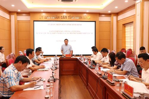 Ninh Bình tăng cường đối thoại, đồng hành cùng doanh nghiệp