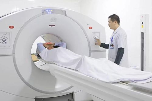 Đề xuất BHYT mở rộng chi trả chụp PET/CT, xét nghiệm chỉ điểm một số loại ung thư