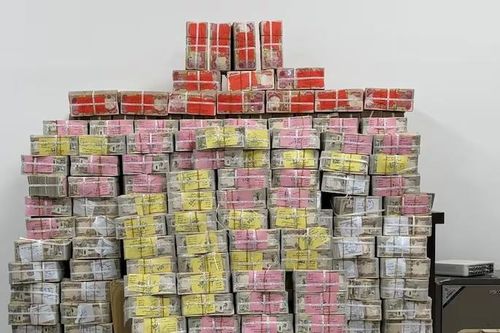 20 triệu USD giấu trong các chai nước gây chấn động Iraq