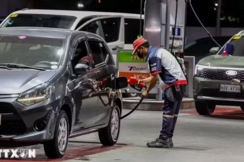 OPEC+ tiếp tục tăng sản lượng dầu mỏ