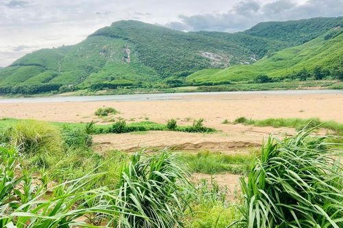 Bám sát địa bàn, siết chặt quản lý khoáng sản