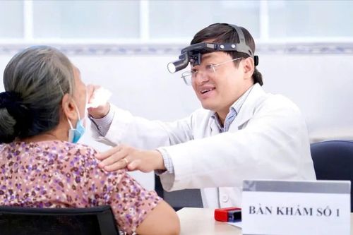 Sau 1 tuần triển khai 'nới' quyền lợi BHYT trái tuyến: Người bệnh mừng, bệnh viện nỗ lực đáp ứng