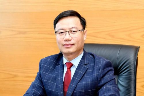 Bản lĩnh Người thuyền trưởng của Đại học kinh tế hàng đầu Việt Nam