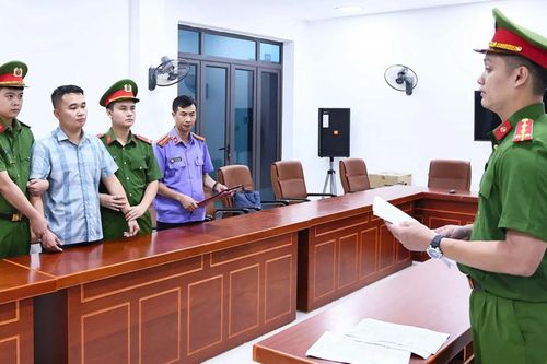 Điều tra Nguyễn Hà Duy vụ 146 điểm 10: Khác biệt giữa giữ người và bắt khẩn cấp