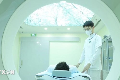 Đề xuất bảo hiểm y tế mở rộng chi trả chụp PET/CT, xét nghiệm một số loại ung thư