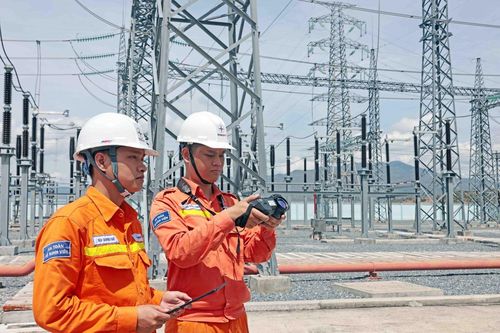 Sản lượng điện toàn hệ thống 6 tháng tăng gần 10%, chuẩn bị giải pháp cung ứng cuối năm