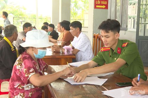 Làm giàu dữ liệu, phục vụ người dân