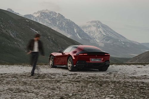 Ferrari 12Cilindri Manuale trình làng, mẫu siêu xe mang đến cảm giác lái thuần khiết
