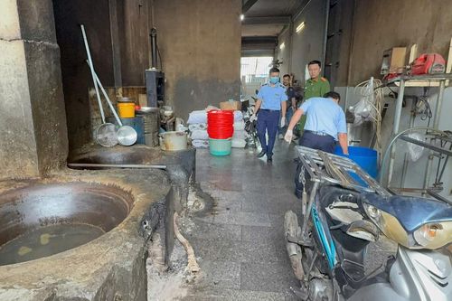 Gia Lai phát hiện hơn 2 tấn mỡ, da động vật không rõ nguồn gốc, xuất xứ