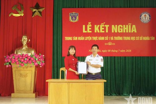Đẩy mạnh giáo dục truyền thống lực lượng Cảnh sát biển cho thế hệ trẻ