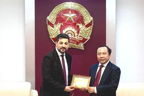 Bộ KH-CN và WEF thúc đẩy hợp tác về AI, công nghệ bán dẫn
