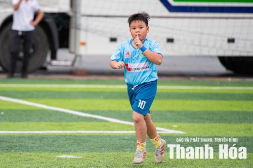 BVĐK Trí Đức Thành 2 và phường Hạc Thành thẳng tiến chung kết U10
