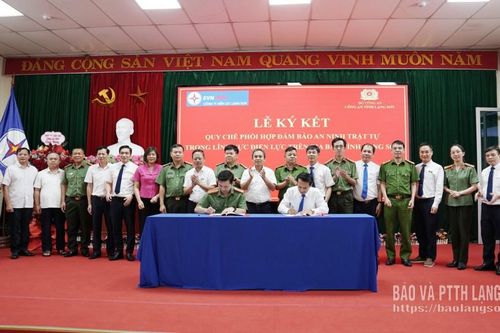 Ký Quy chế phối hợp đảm bảo an ninh trật tự trong lĩnh vực điện lực