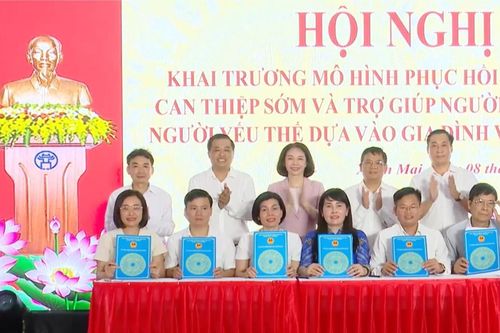 Hà Nội ra mắt Mô hình phục hồi chức năng dựa vào cộng đồng