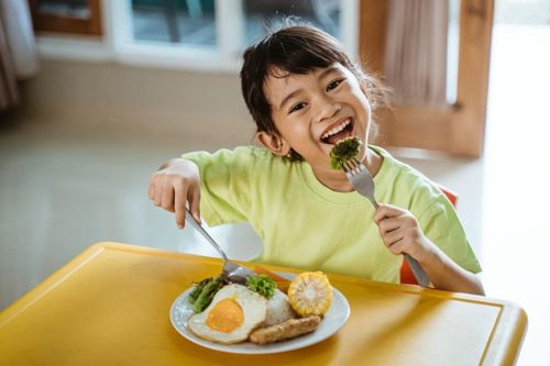 5 chất dinh dưỡng quyết định chiều cao và trí tuệ của trẻ