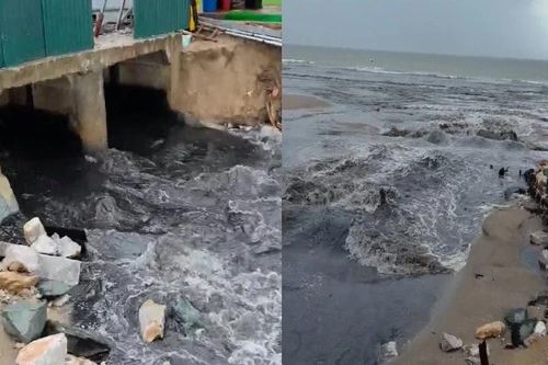 Lộ nguyên nhân dòng nước đen tràn ra bãi biển Sầm Sơn