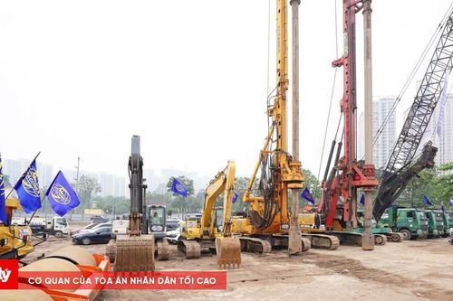 Điều chỉnh giao thông trên Đại lộ Thăng Long phục vụ thi công nút giao Vành đai 3,5