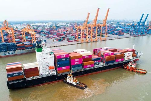 UOB nâng dự báo tăng trưởng lên 8,5%, kinh tế Việt Nam tăng tốc