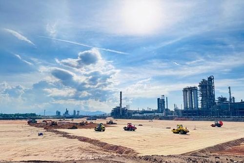 Dự án nâng cấp mở rộng nhà máy Lọc dầu Dung Quất đảm bảo tiến độ san lấp mặt bằng