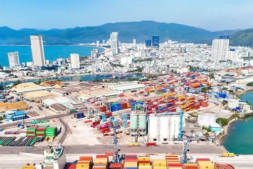 Cảng Quy Nhơn: Mắt xích quan trọng trong hành lang logistics Đông-Tây
