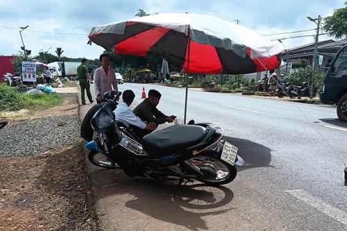 Lâm Đồng: Va chạm giữa hai xe máy trên đường Hồ Chí Minh, một người tử vong