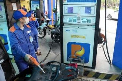Ngành Thuế triển khai chính sách giảm thuế đối với xăng dầu