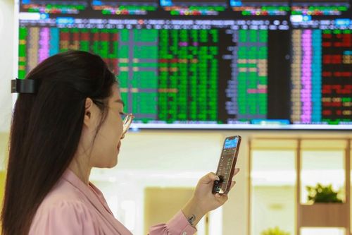 Hoàn thiện hành lang pháp lý cho giao dịch điện tử trên thị trường chứng khoán