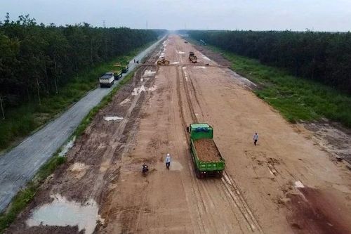 Thi công cao tốc Thành phố Hồ Chí Minh-Thủ Dầu Một-Chơn Thành dịp 2/9