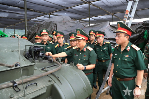 Phát huy truyền thống, bảo đảm tốt hậu cần, kỹ thuật cho nhiệm vụ xây dựng Quân đội hiện đại