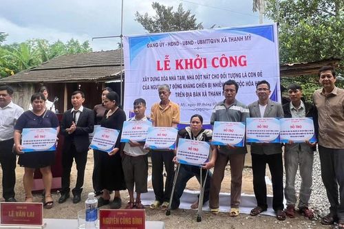 Khởi công xóa nhà tạm cho thân nhân người có công cách mạng
