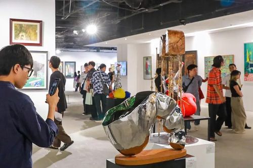 Trao 31 giải thưởng, tôn vinh sáng tạo của họa sĩ, nhà điêu khắc trẻ