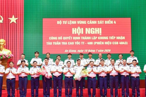 BTL Vùng Cảnh sát biển 4 triển khai khung tiếp nhận tàu tuần tra cao tốc TT-400