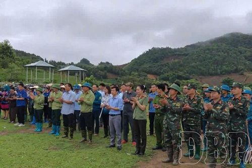 Tủa Chùa ra quân trồng và chăm sóc cây cà phê, cây mắc ca năm 2026