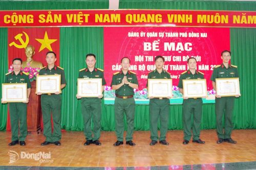 Bế mạc Hội thi Bí thư chi bộ giỏi cấp Đảng bộ Quân sự thành phố năm 2026