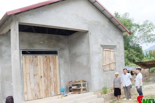 Mái ấm cho các hộ nghèo