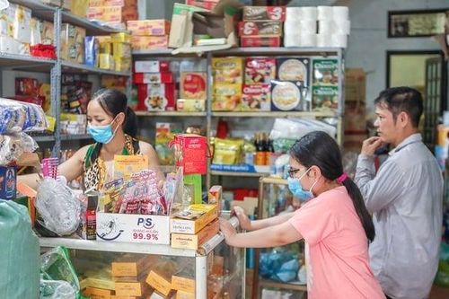 Hộ kinh doanh khi nào phải hoàn thành khai thông tin thuế?