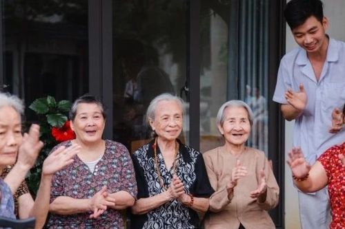 Thích ứng với già hóa dân số