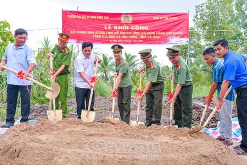 Trường Đại học An ninh nhân dân khởi công 3 căn nhà nghĩa tình tại xã Tân Hưng