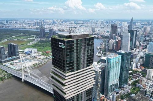 Ngân hàng đầu tiên đặt trụ sở ở trung tâm tài chính, cam kết dòng vốn 2 tỷ USD