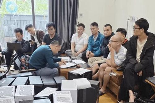 Khởi tố các đối tượng mua bán dữ liệu cá nhân thu lời trên 400 tỷ đồng