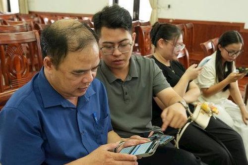 Bát Tràng triển khai chiến dịch 45 ngày làm sạch dữ liệu đất đai